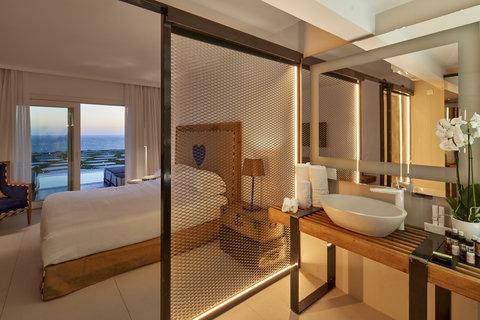 Royal Myconian Resort в Mykonos, GR