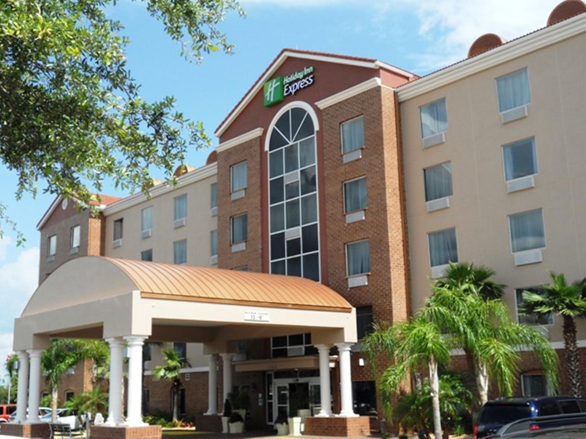 Holiday Inn Express Hotel & Suites Orange City в Ориндж-Сити, FL