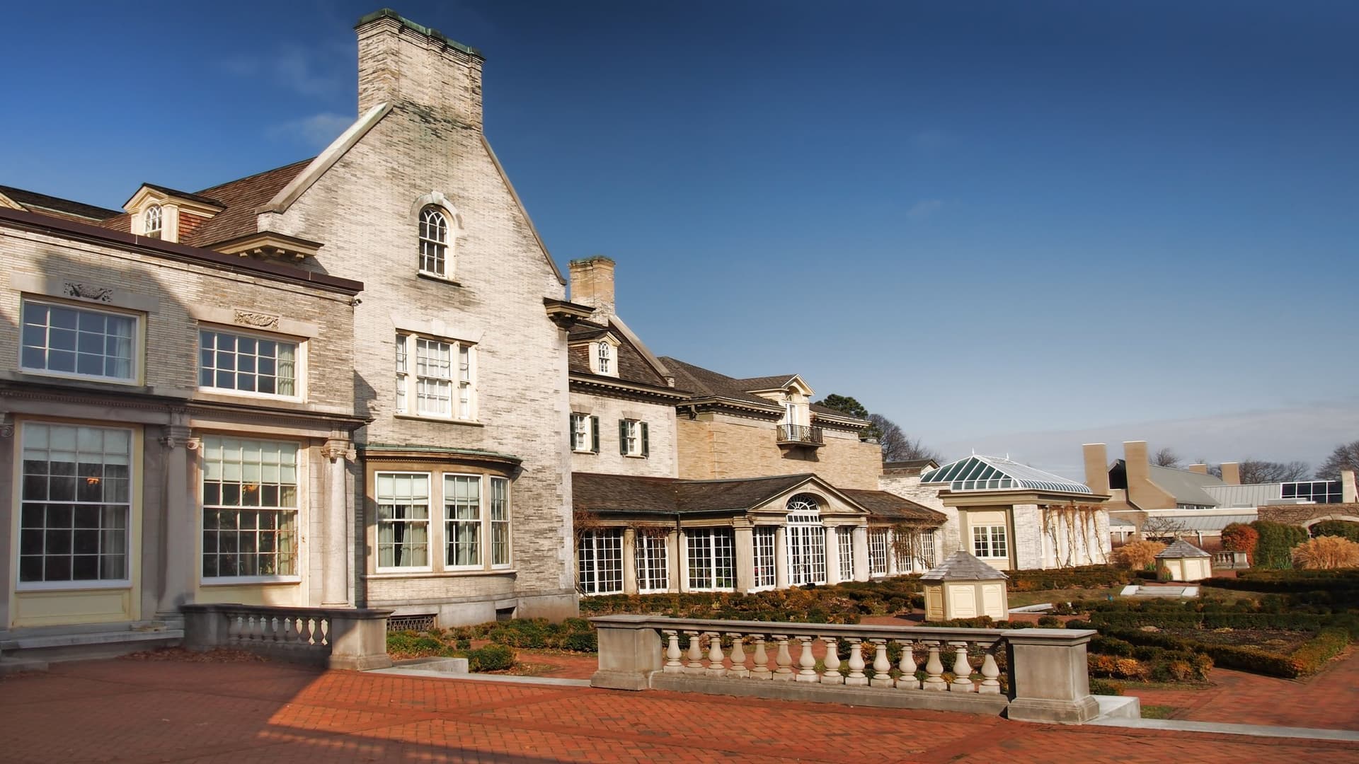 Staybridge Suites Rochester University в Рочестер, NY