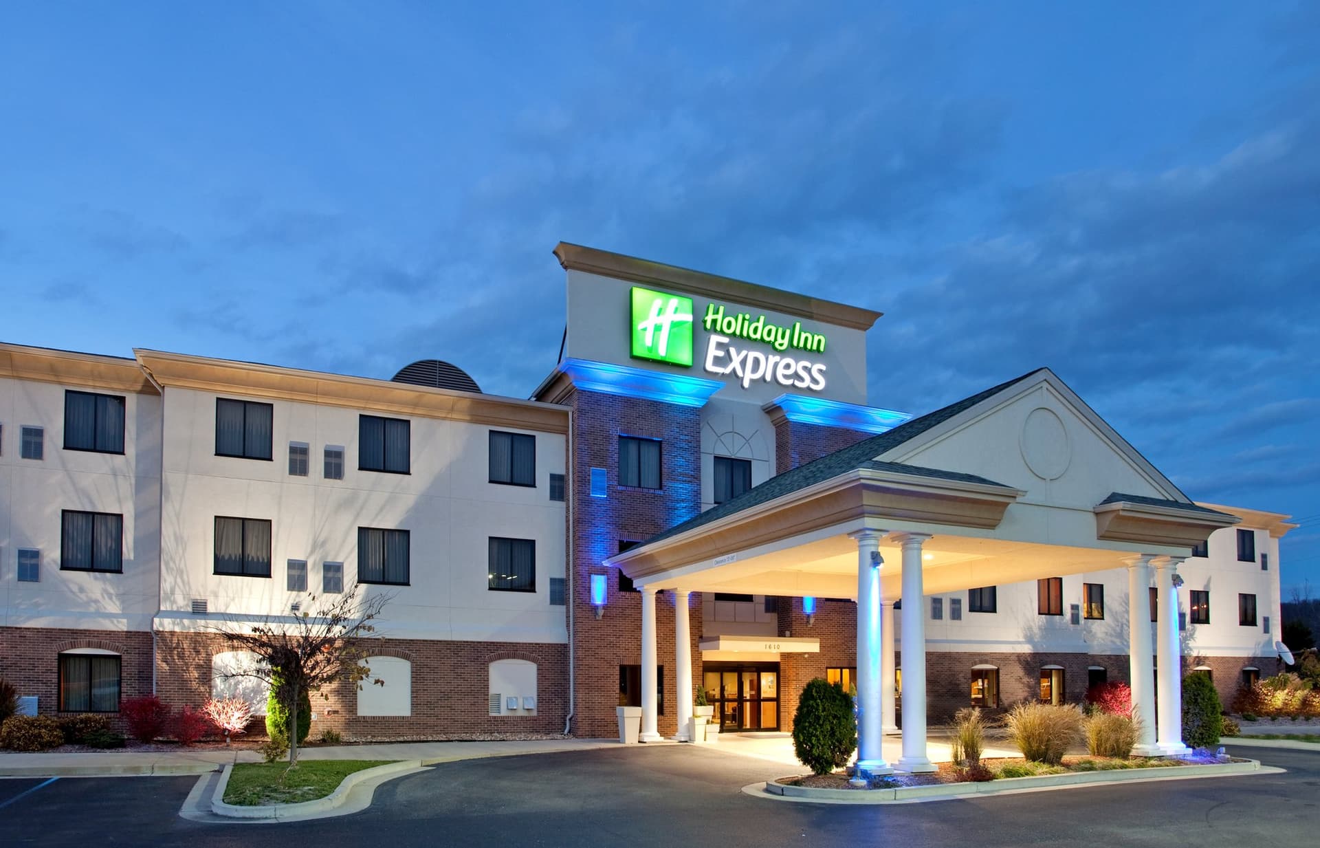 Holiday Inn Express Hotel & Suites Rolla At University Of Missouri Rolla ใน โรลลา, MO