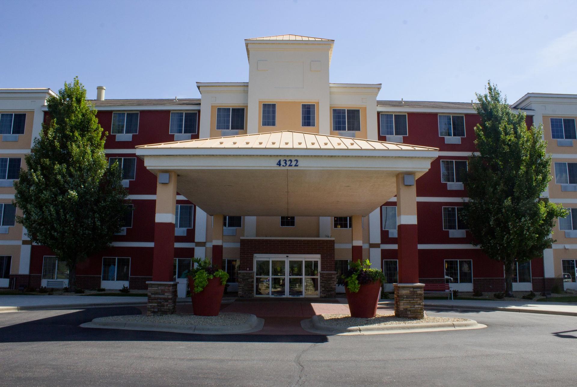 Holiday Inn Express and Suites St. Cloud в Сент-Клауд, MN