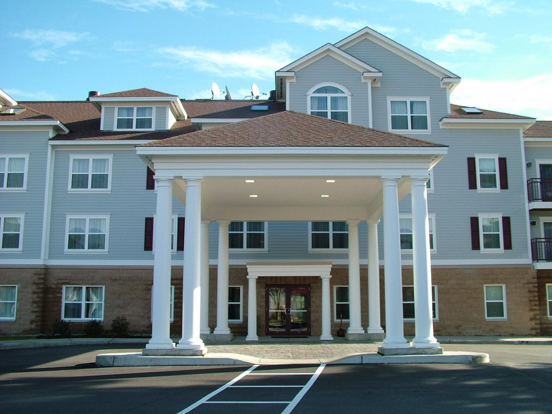 Holiday Inn Express Hotel & Suites White River Junction в Хартфорд, VT