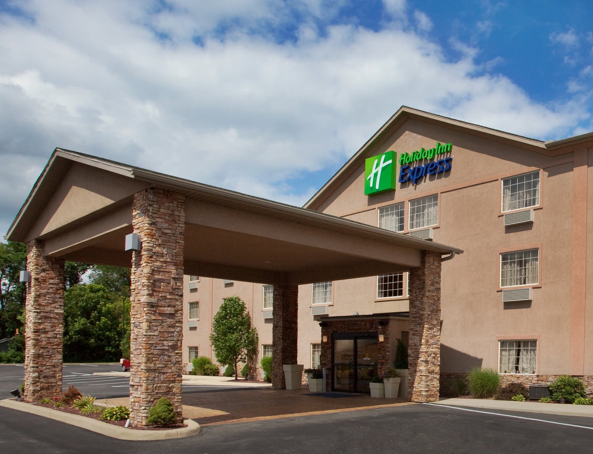 Holiday Inn Express Mt Pleasant- Scottdale в Гора. Приятная, PA