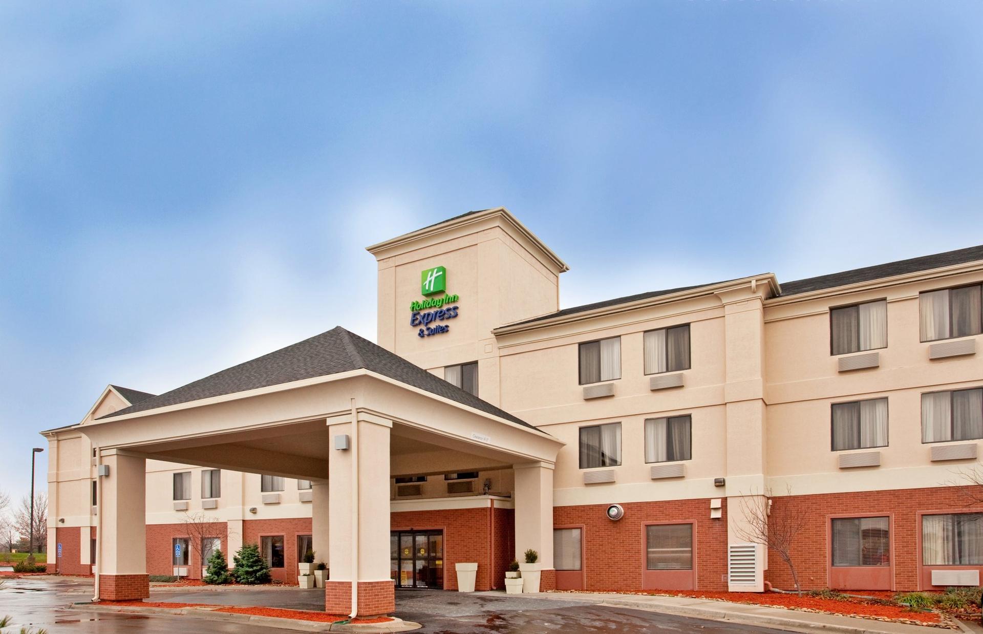 Holiday Inn Express & Suites Kansas City-Liberty (Hwy 152) в Канзас-Сити, MO