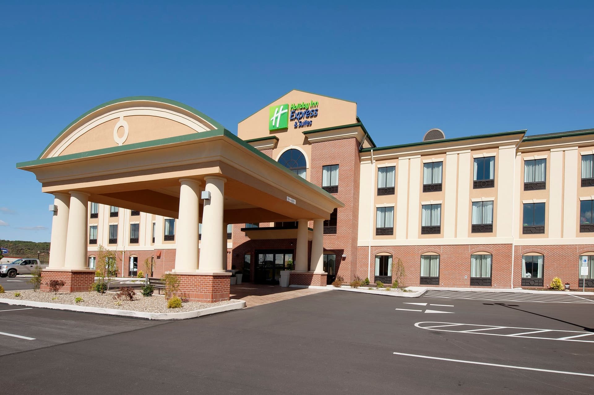 Holiday Inn Express Hotel & Suites Clearfield в Клирфилд, PA