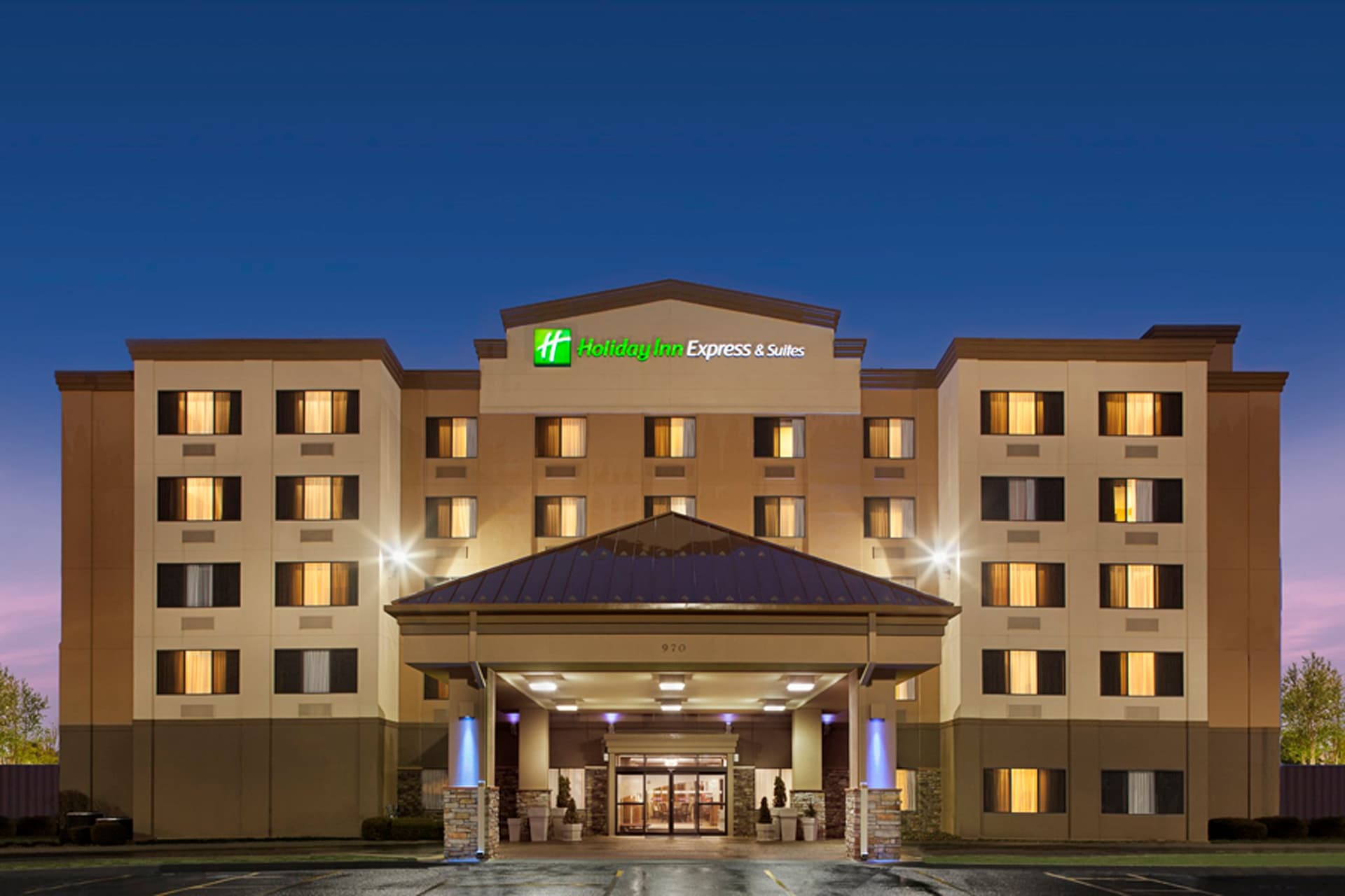Holiday Inn Express Hotel & Suites Coralville ใน คอรัลวิลล์, IA