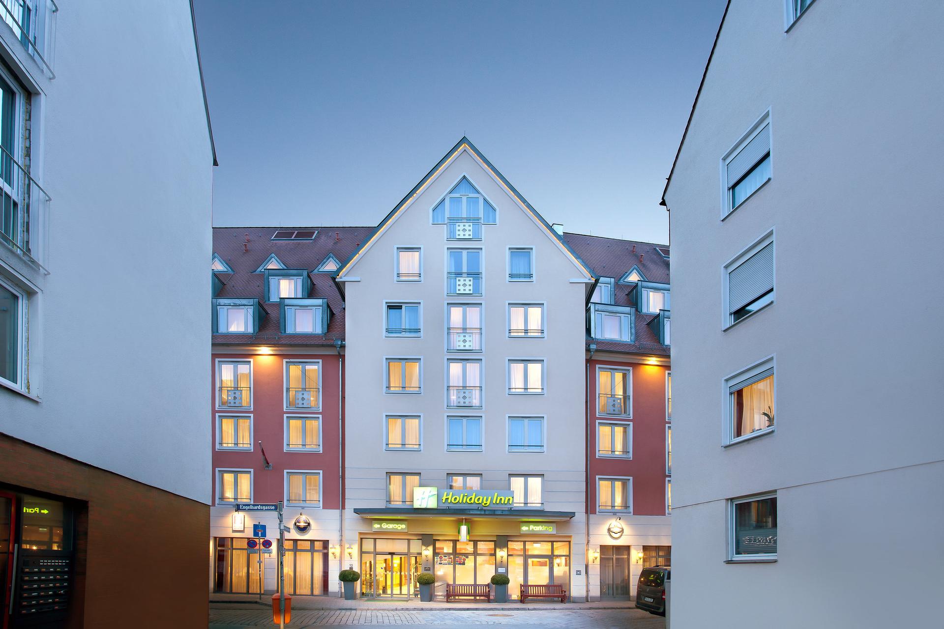 Holiday Inn Nuernberg City Centre в Нюрнберг, DE
