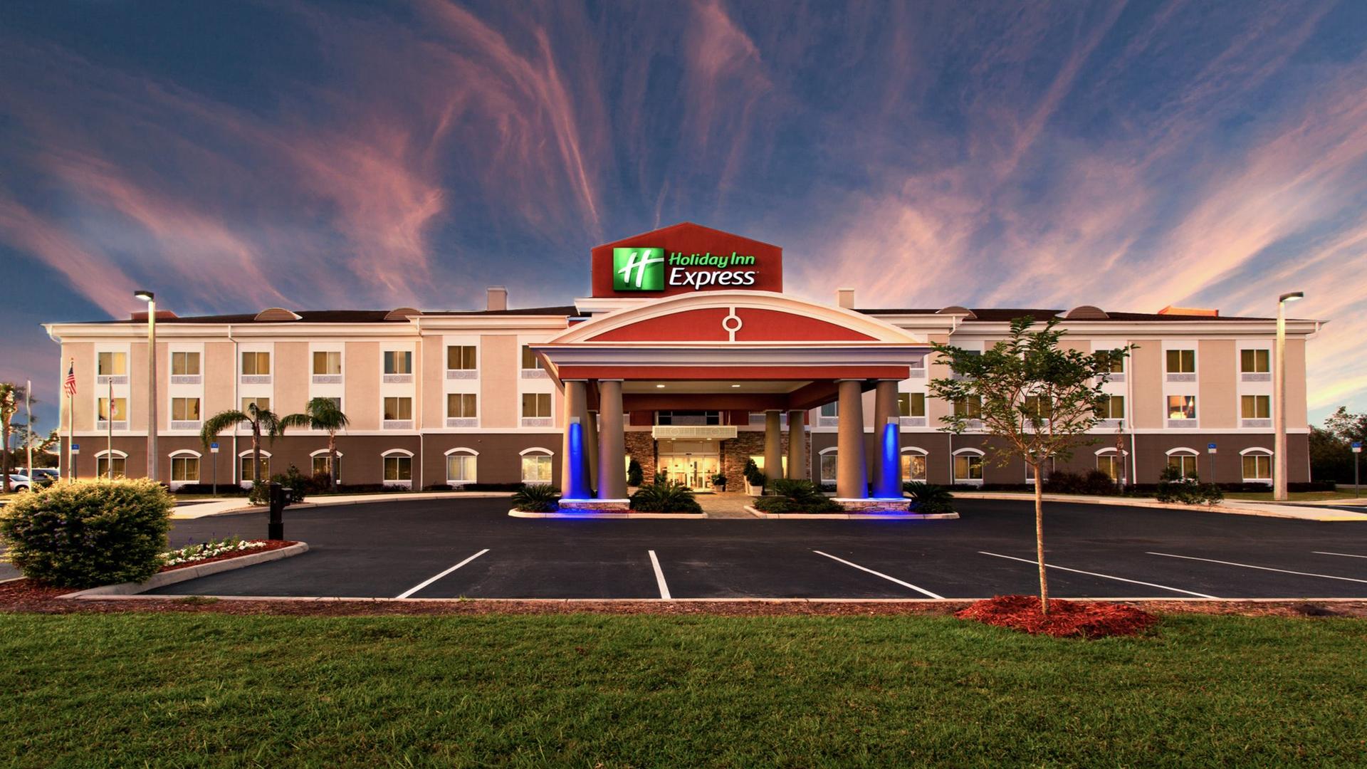 Holiday Inn Express Lake Wales N- Winter Haven в Озеро Уэльс, FL