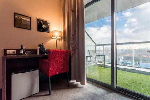Hampshire Hotel - Delft Centre в Delft, NL