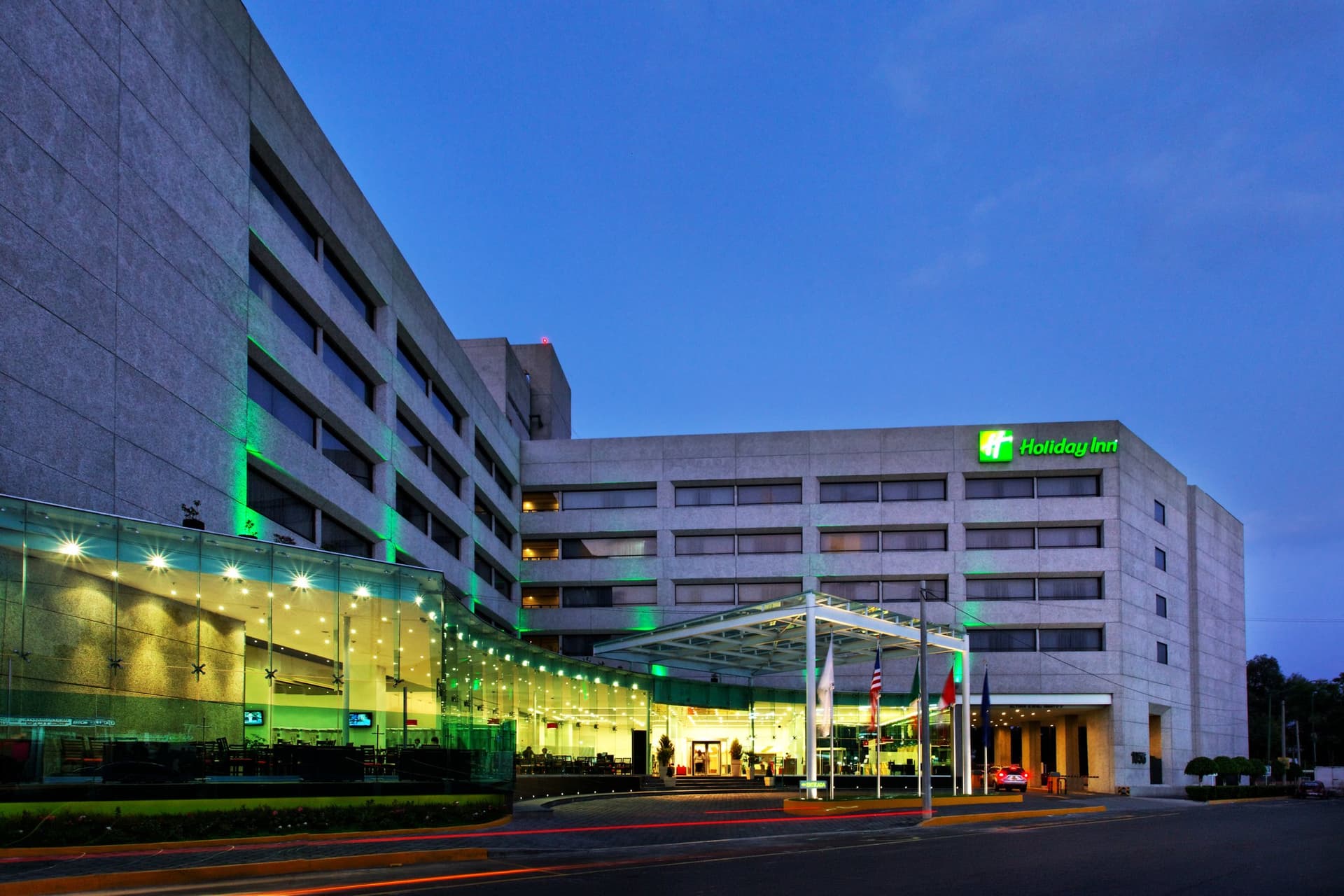 Holiday Inn Mexico City-Plaza Universidad ใน ซิวดัดเดเม็กซิโก, MX