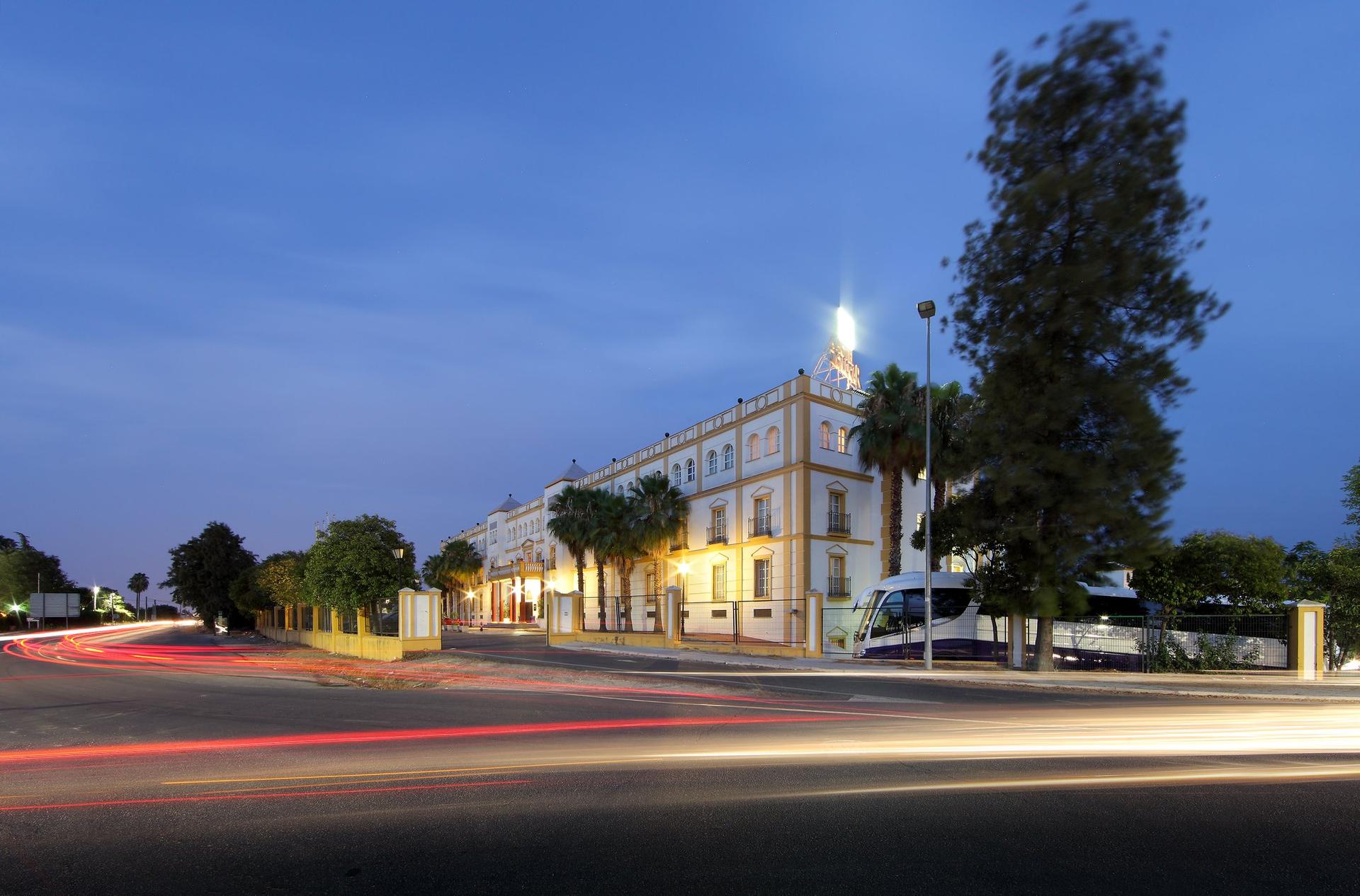 Exe Gran Hotel Solucar в Seville, ES