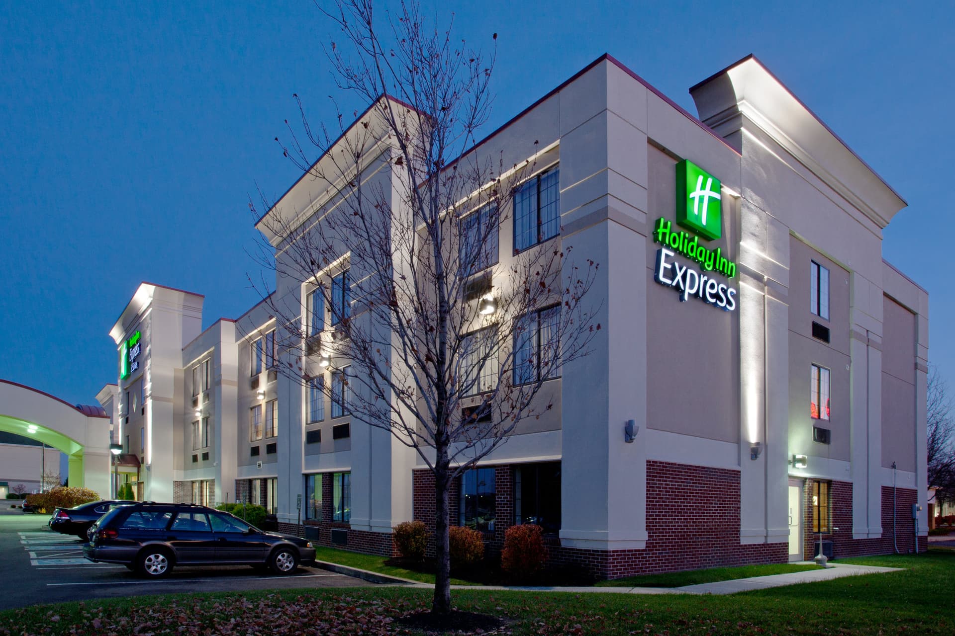 Holiday Inn Express Hotel & Suites Grove City, Grove Şehri, OH