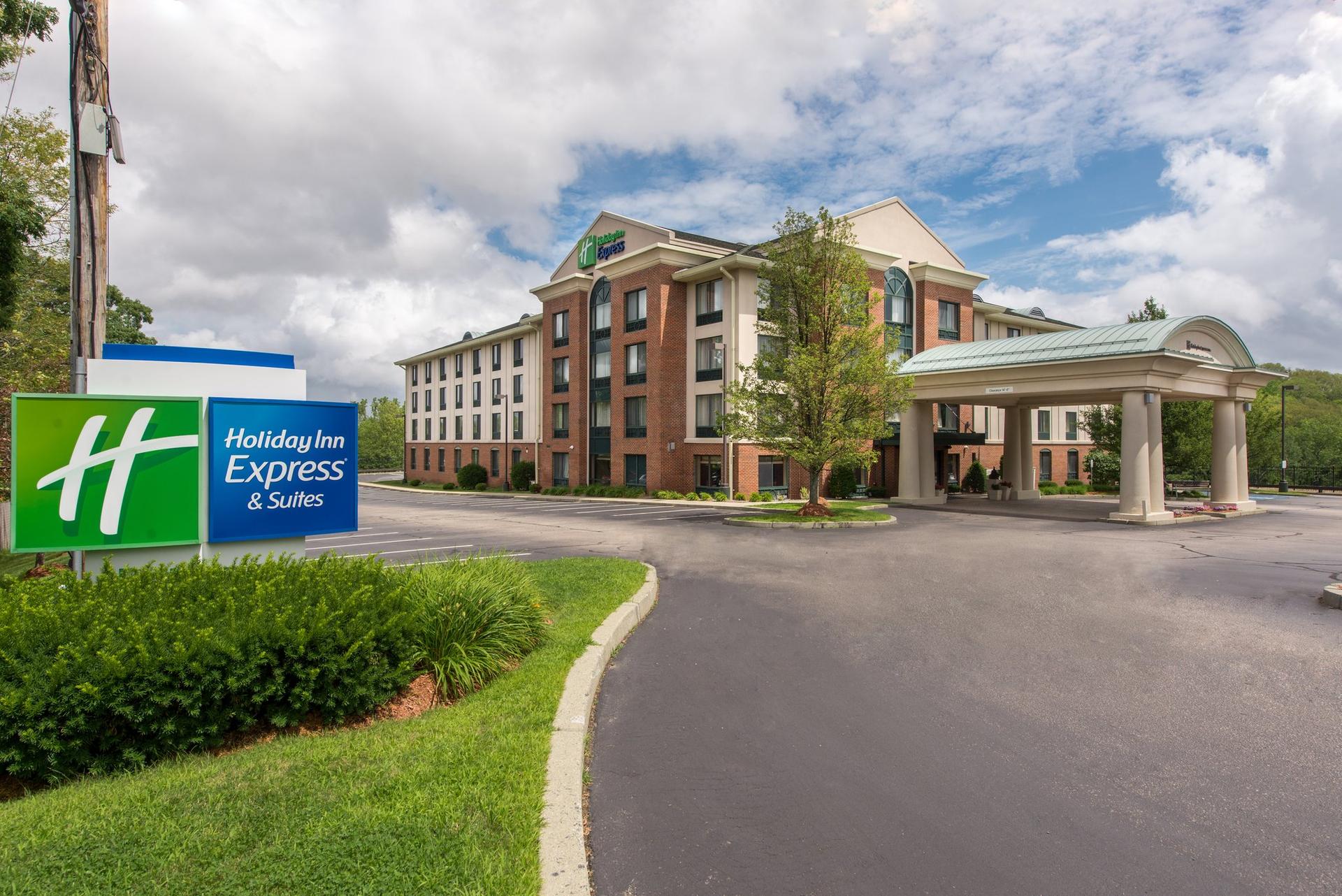 Holiday Inn Express Hotel & Suites Auburn в рыжеватый, MA