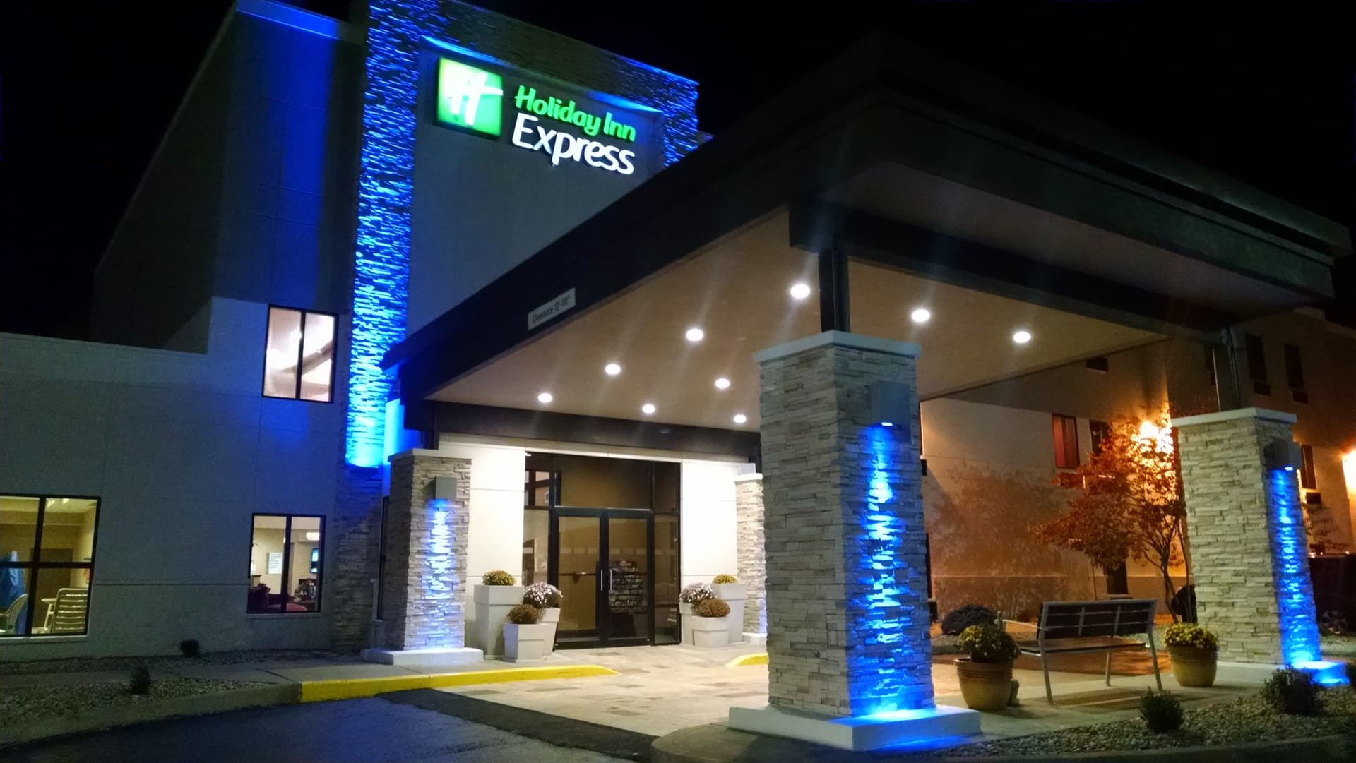Holiday Inn Express Cloverdale (Greencastle) ใน โคลเวอร์เดล, IN