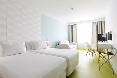 Porto, PT 的 Legendary Porto Hotel