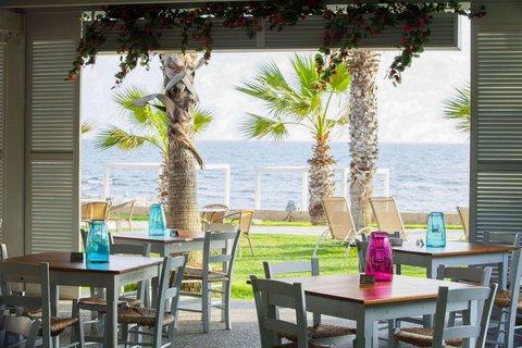 Aquamare Beach Hotel & Spa em Paphos, CY