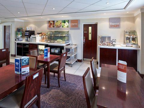 Holiday Inn Express Glenrothes a Glenrothes, GB2