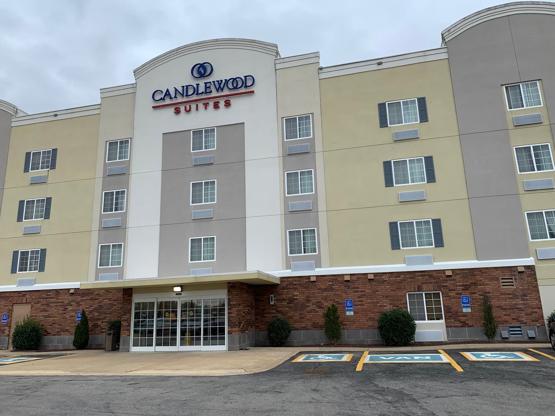Candlewood Suites Jonesboro в Джонсборо, AR