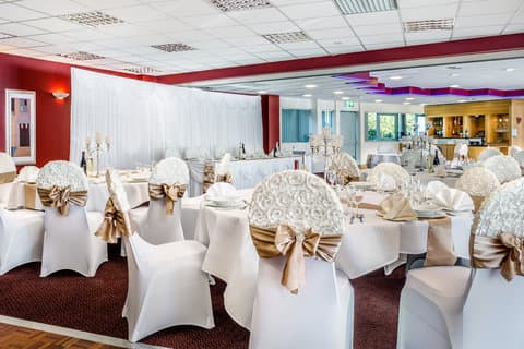 Holiday Inn Birmingham North - Cannock в Кэннок, GB1