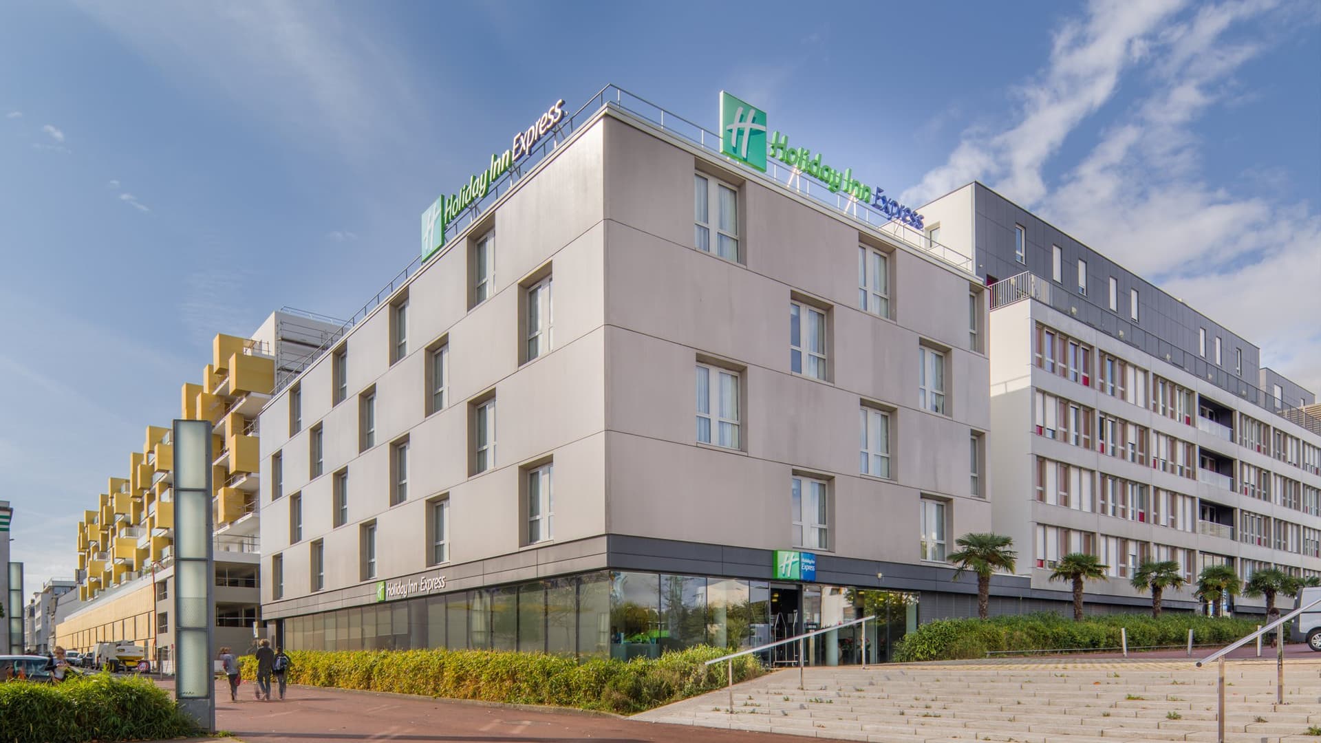 Holiday Inn Express Saint-Nazaire в Сен-Назер, FR