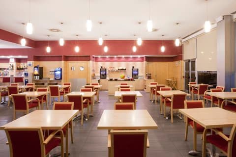 Holiday Inn Express Malaga Airport ใน มาลาก้า, ES