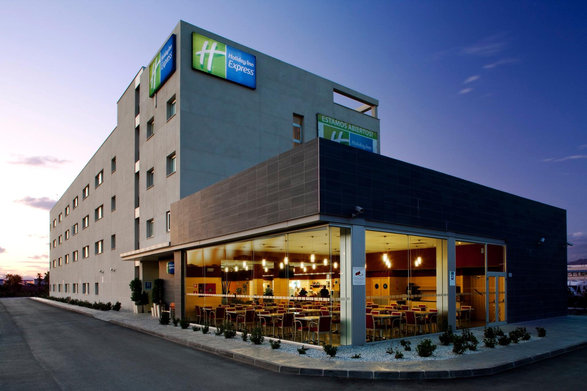 Holiday Inn Express Malaga Airport ใน มาลาก้า, ES