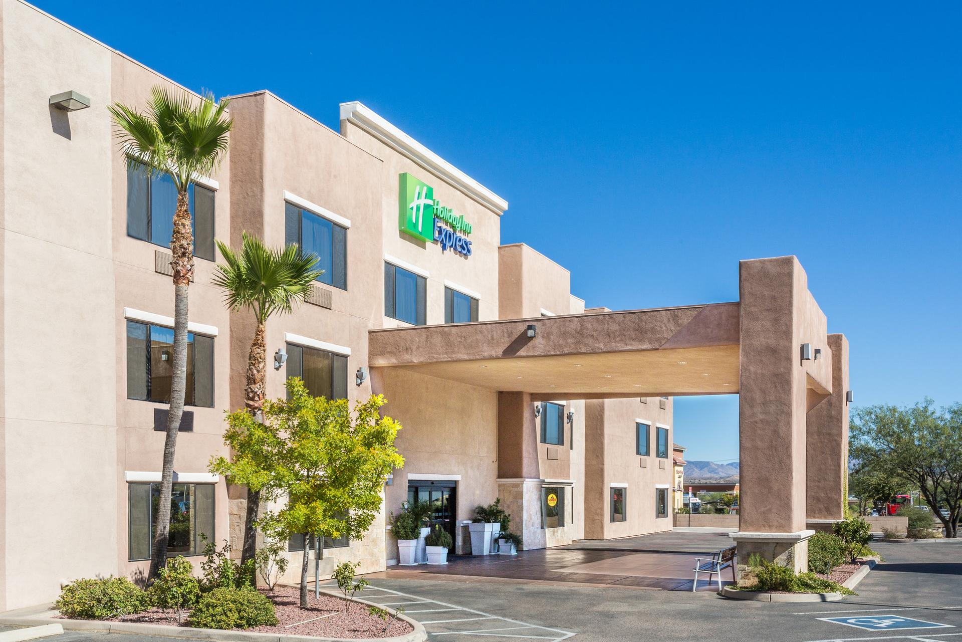 Holiday Inn Express Hotel & Suites Nogales в Ногалес, AZ