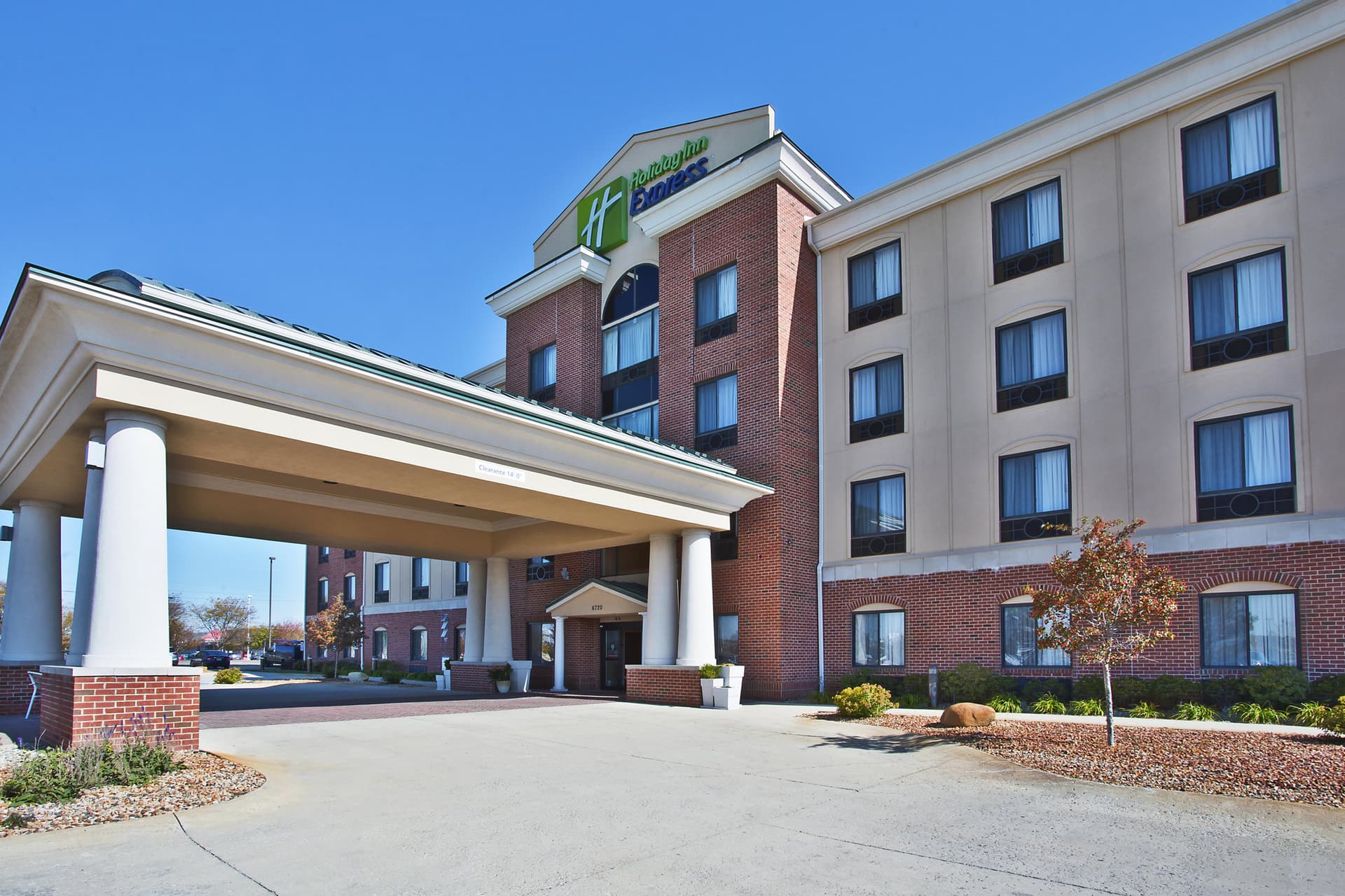 Holiday Inn Express & Suites - Anderson ใน แอนเดอร์สัน, IN