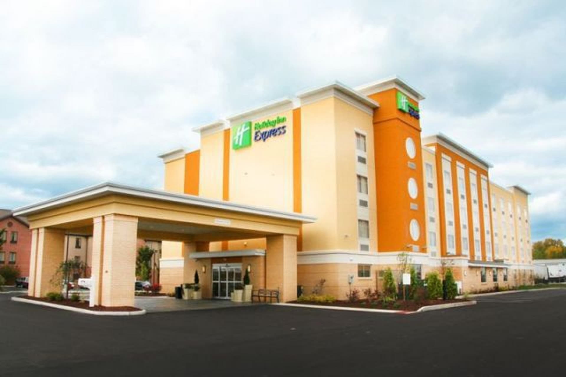 Holiday Inn Express Toledo North ใน โตเลโด, OH