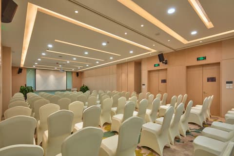 Holiday Inn Express Shenyang Tawan i Shenyang, CN