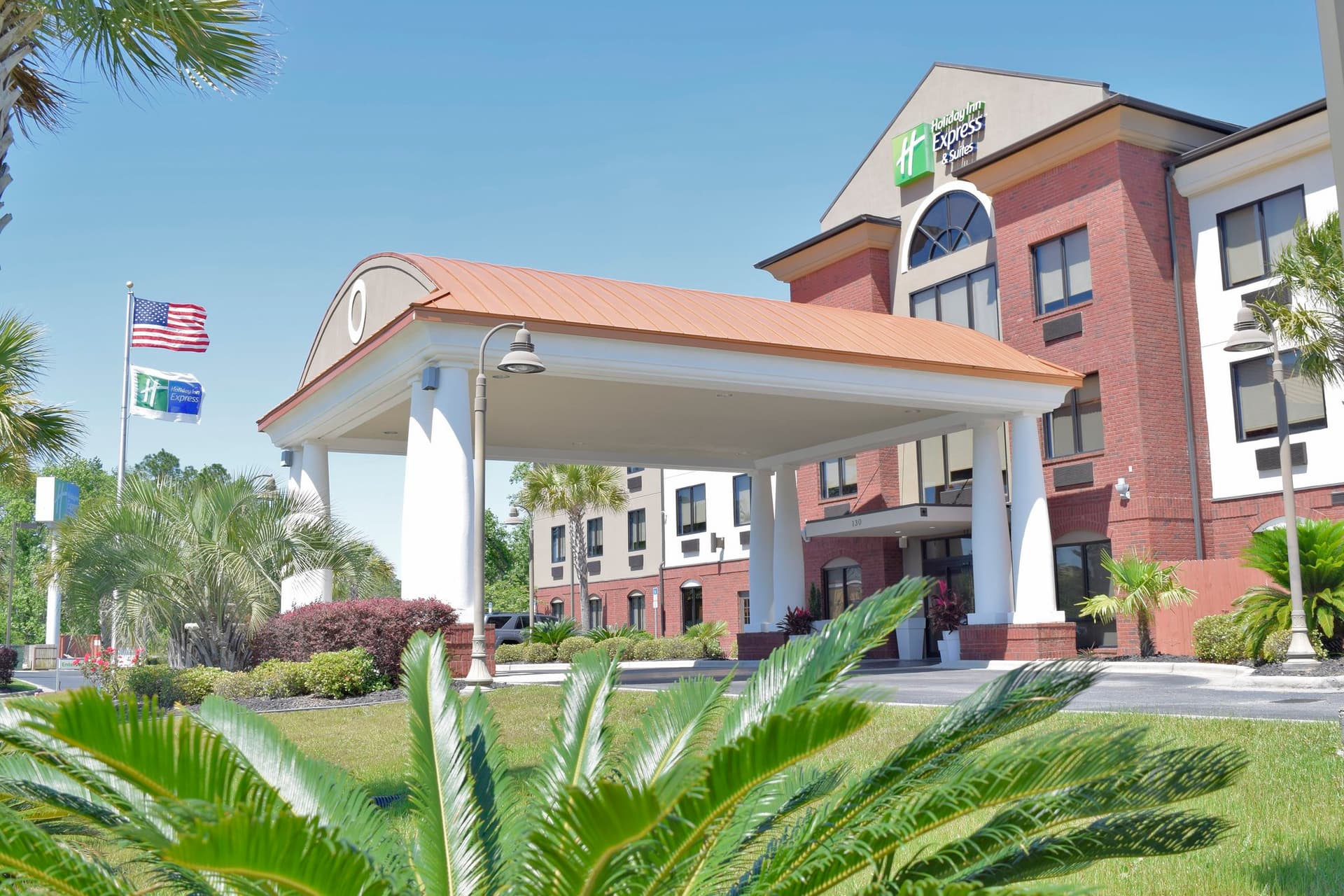Holiday Inn Express Hotel & Suites Pensacola W I-10 в Пенсакола, FL