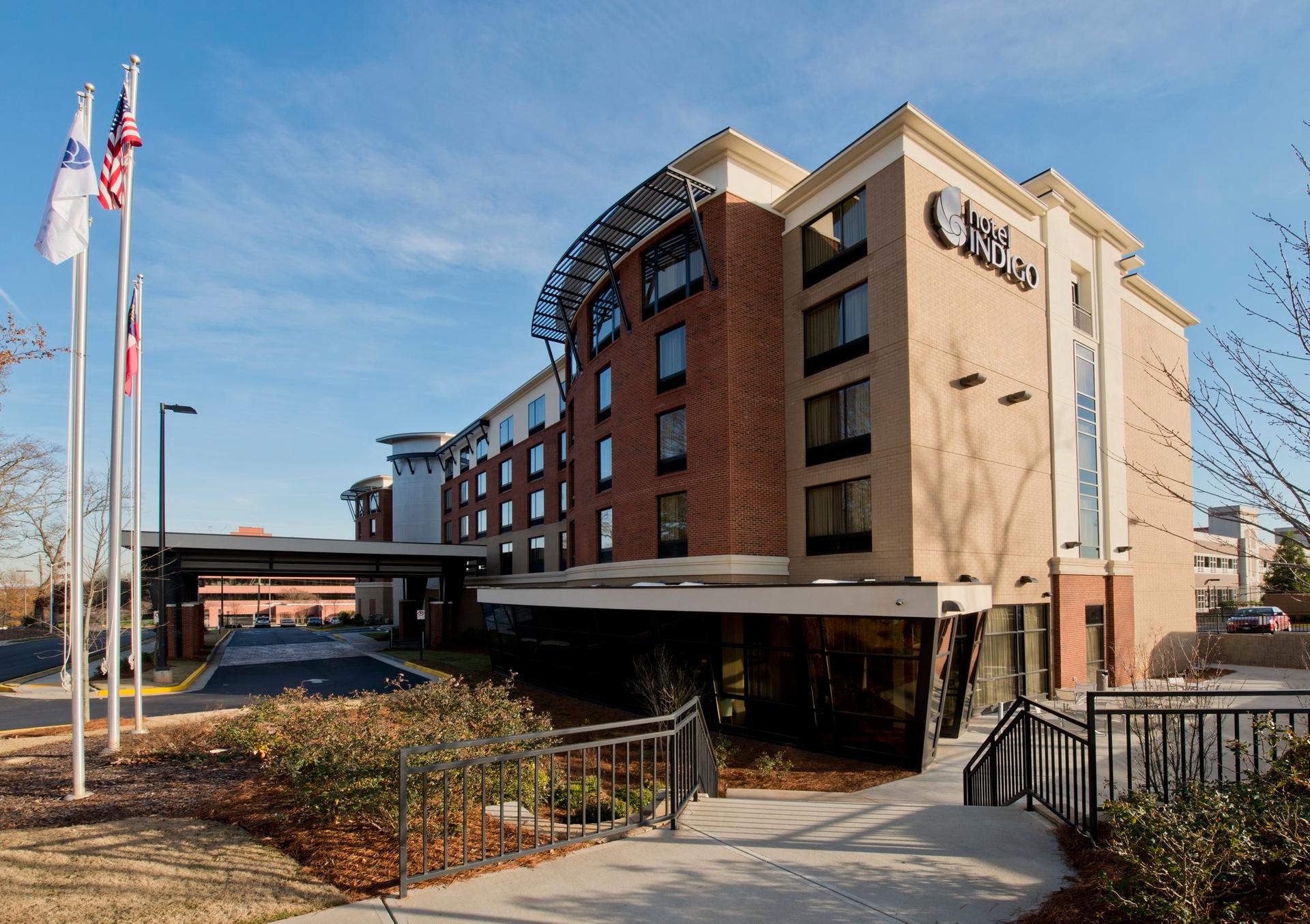 Hotel Indigo Atlanta Airport - College Park в Колледж-Парк, GA