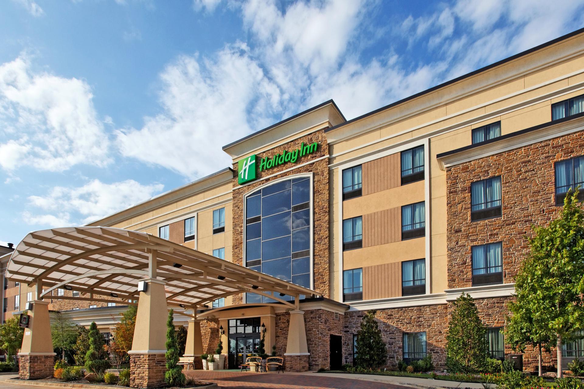Holiday Inn Arlington NE – Rangers Ballpark в Арлингтон, TX