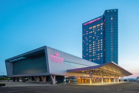 大連, CNにおけるCrowne Plaza Dalian Sports Center 