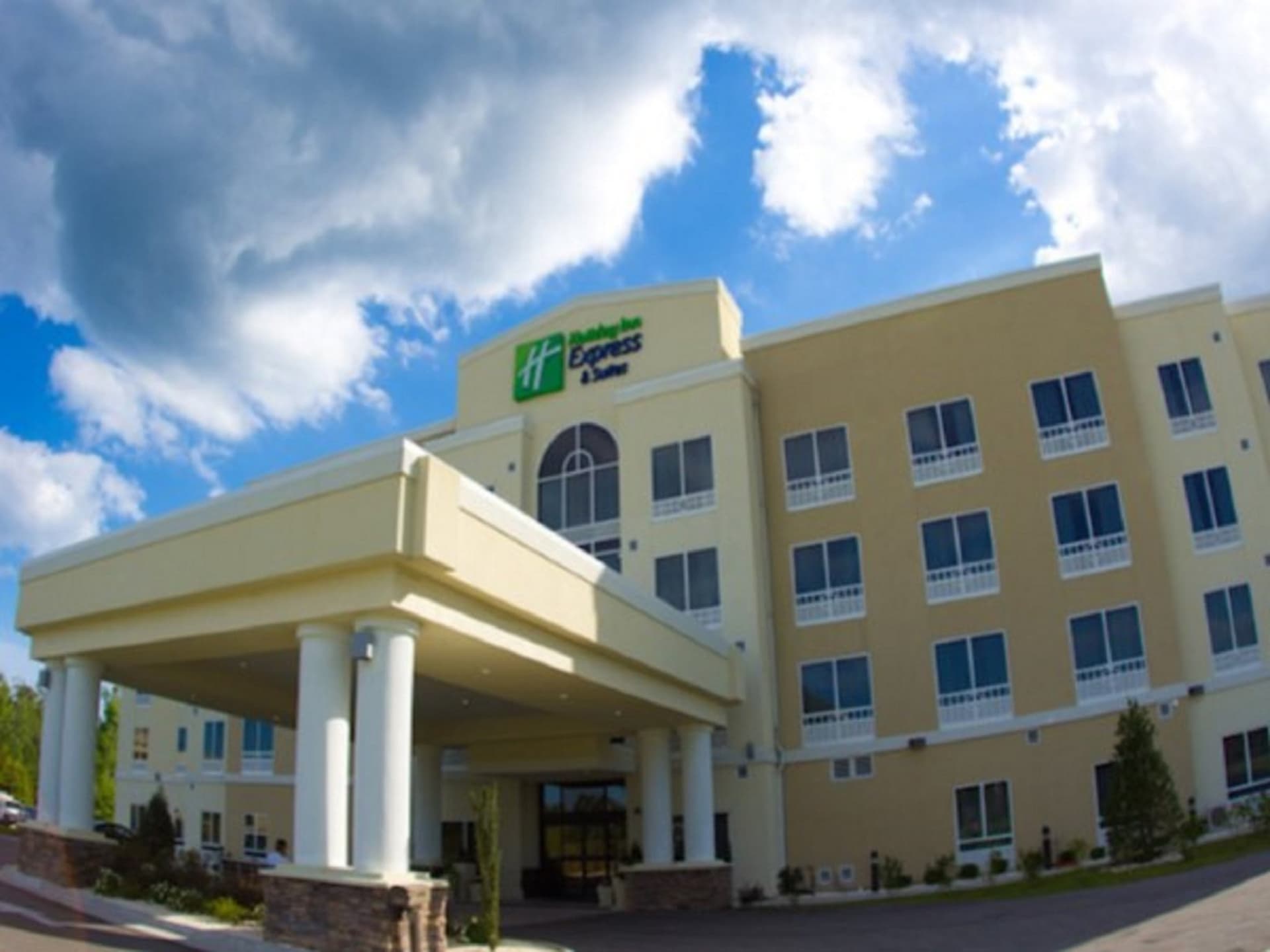 Holiday Inn Express & Suites Havelock NW-New Bern, Havelock, NC