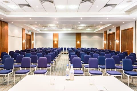 Holiday Inn Portsmouth в Портсмут, GB1
