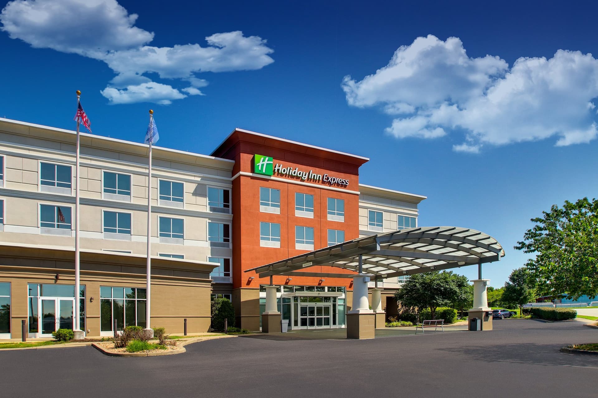 Holiday Inn Express Lexington North-Georgetown в Джорджтаун, KY