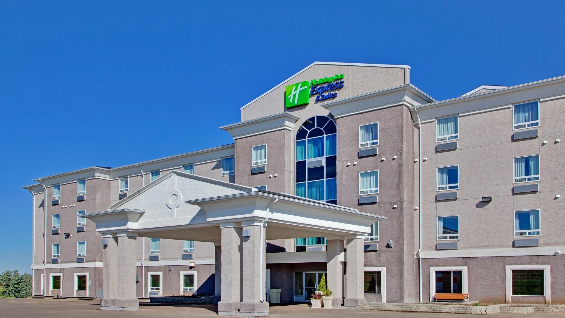 Holiday Inn Express Hotel & Suites Swift Current ใน กระแสสวิฟท์, SK