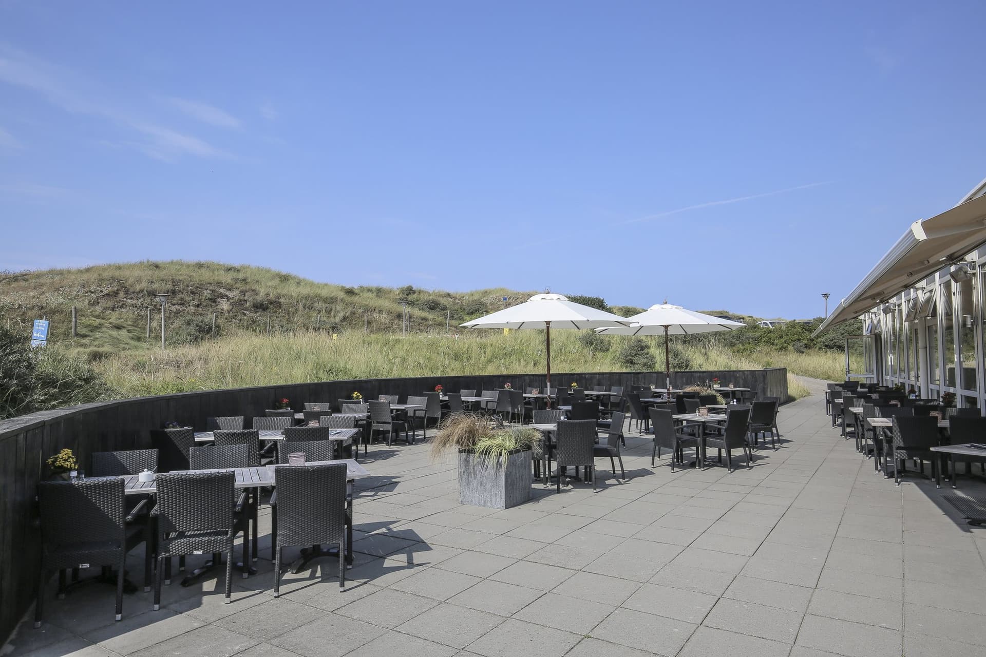 Hotel-Restaurant Zeeduin ใน Wijk Aan Zee, NL