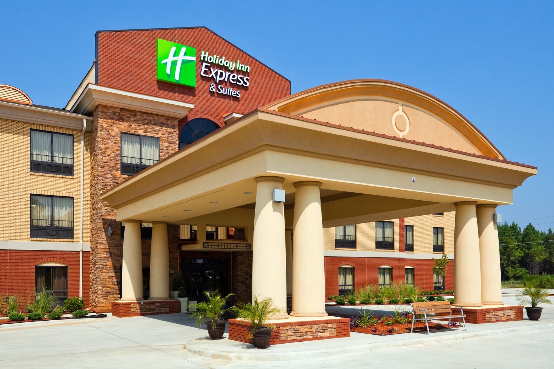 Holiday Inn Express Hotel & Suites Greenville в Гринвилл, AL