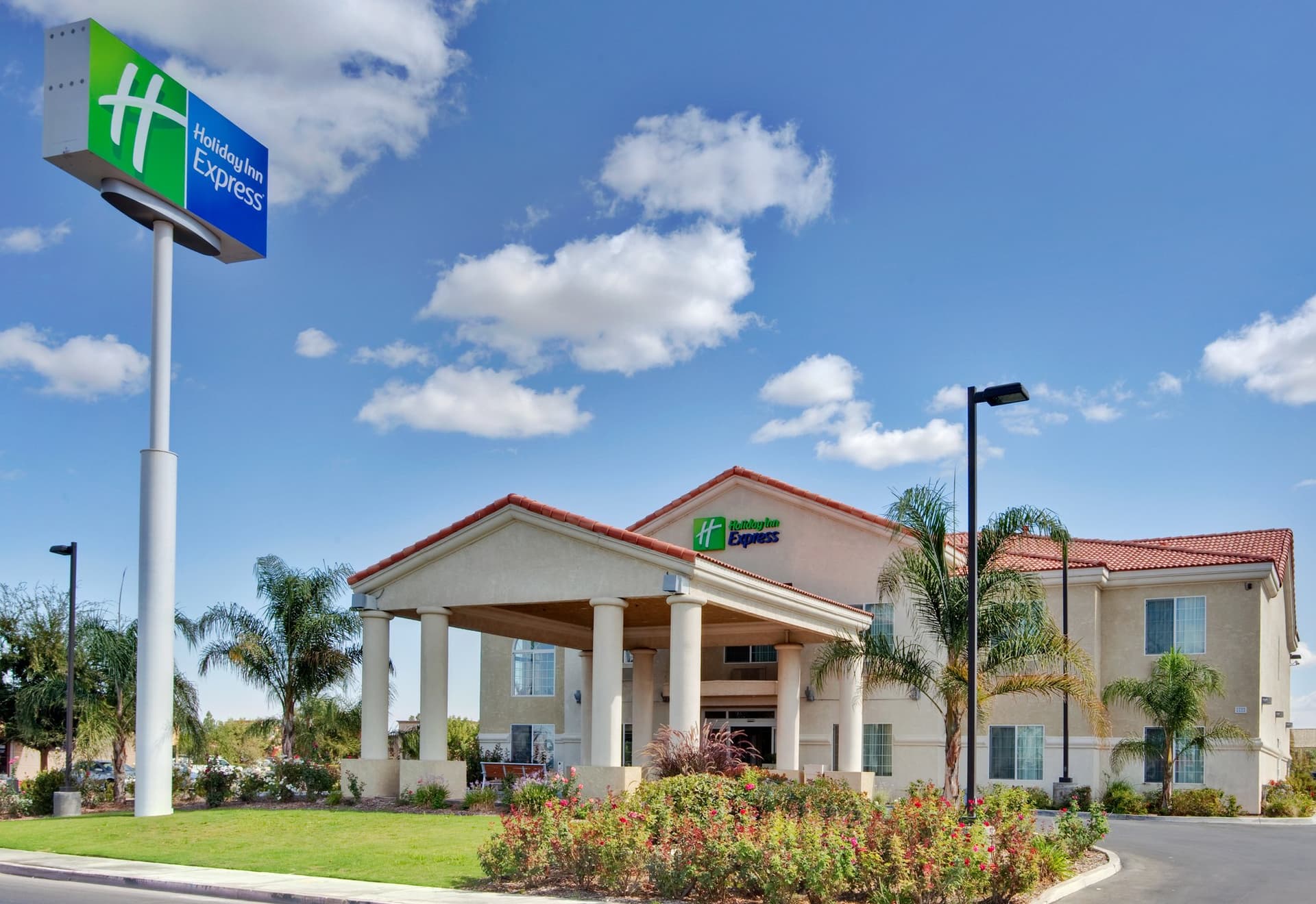 Holiday Inn Express Delano Highway 99 em Delano, CA