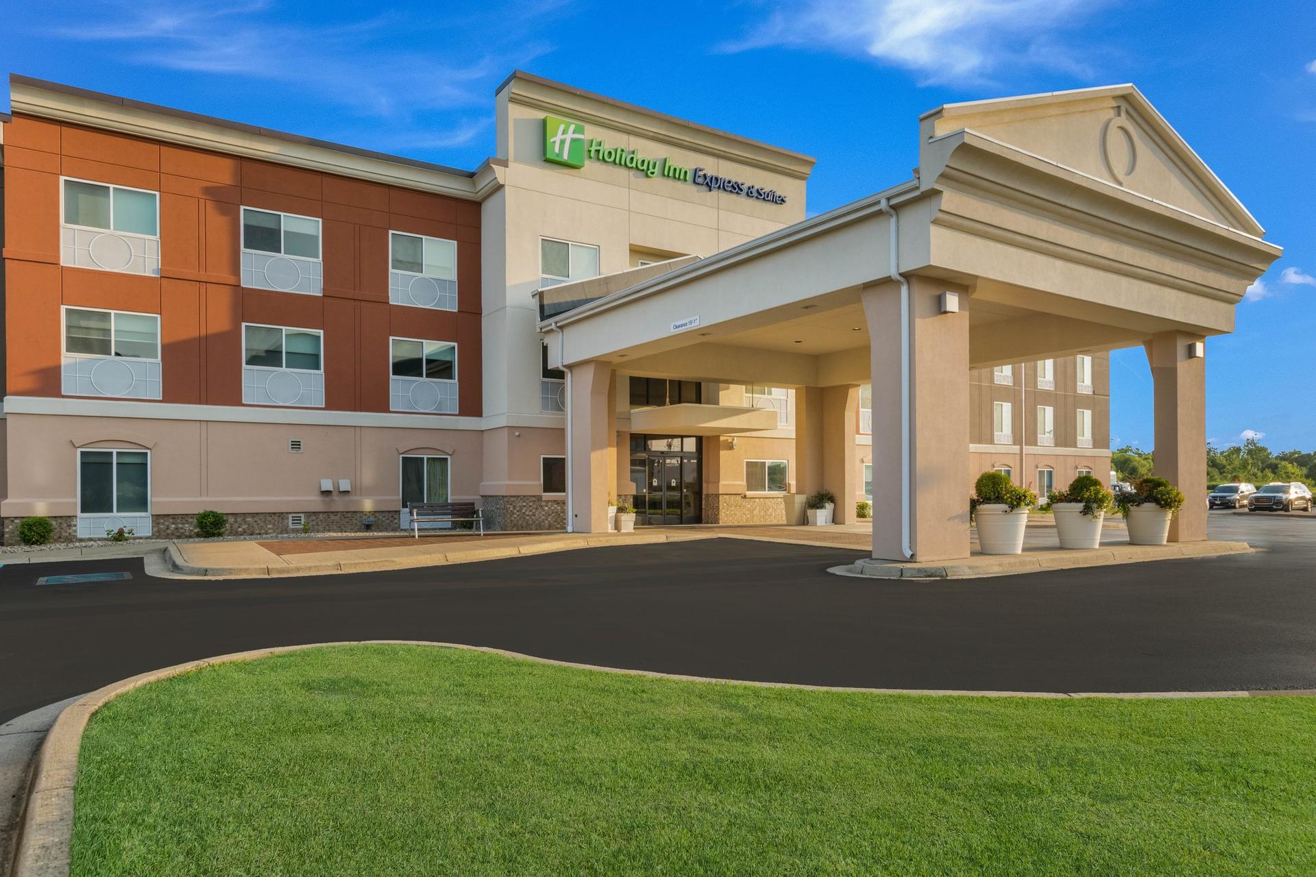 Holiday Inn Express & Suites Jasper ใน นิล, IN