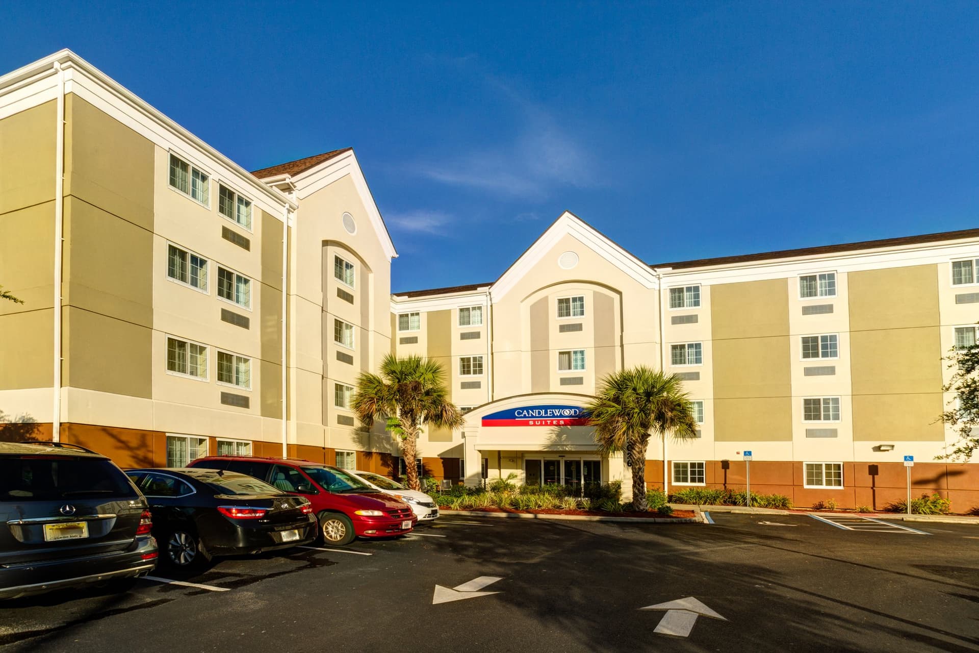 Candlewood Suites FT Myers I-75 в Форт Майерс, FL