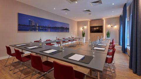 Holiday Inn Express Cologne-Troisdorf in Troisdorf, DE