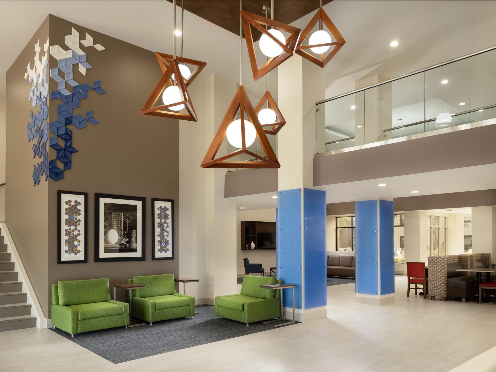 Holiday Inn Express Hotel & Suites Irving Dfw Airport North в Ирвинг, TX