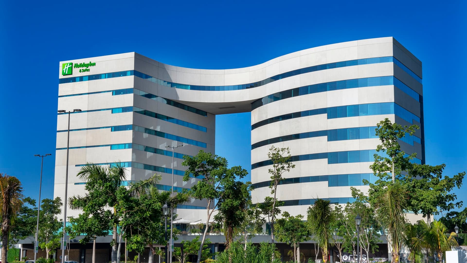 Holiday Inn & Suites Merida La Isla en Mérida, MX