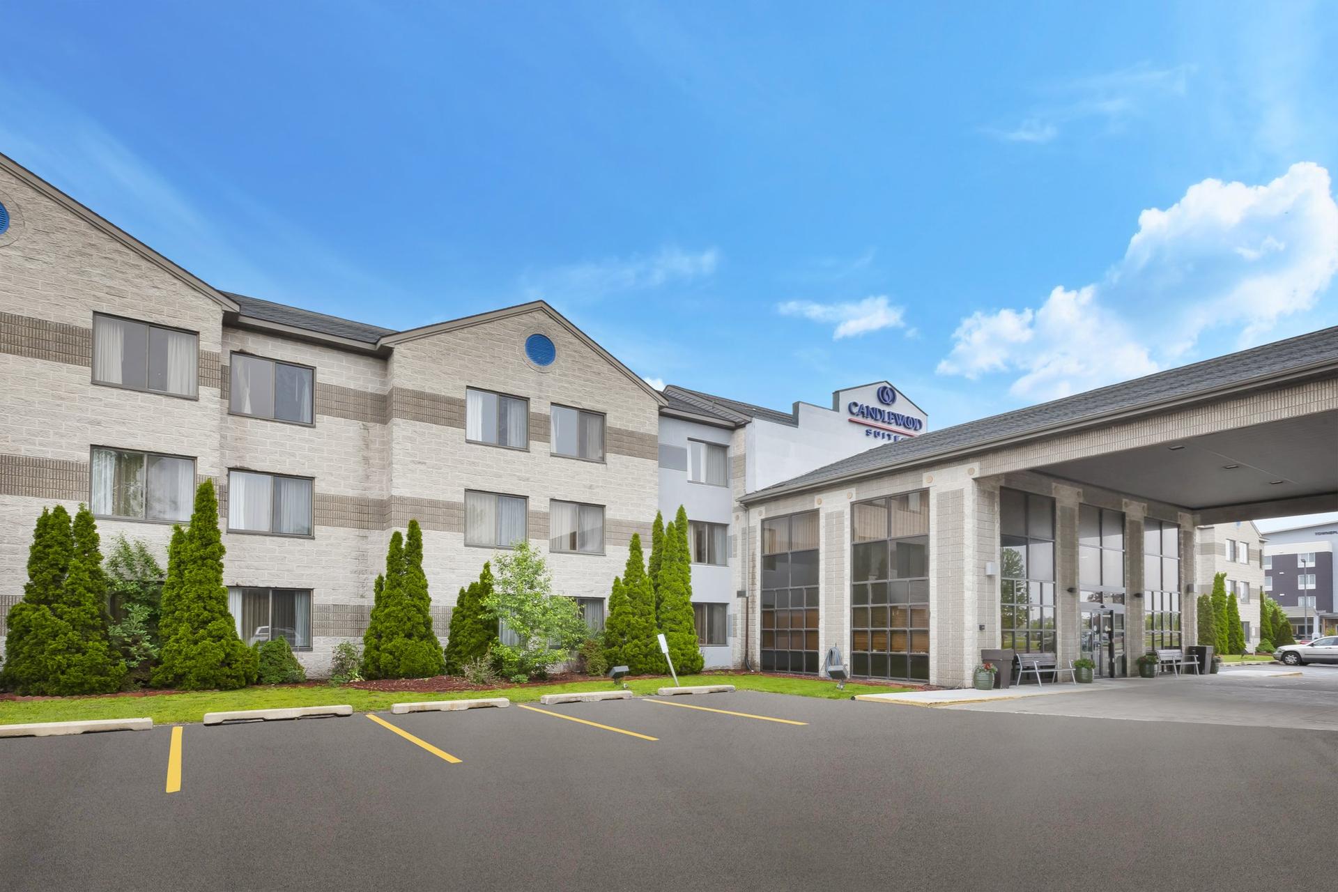 Candlewood Suites Grand Rapids Airport ใน แกรนด์แรพิดส์, MI