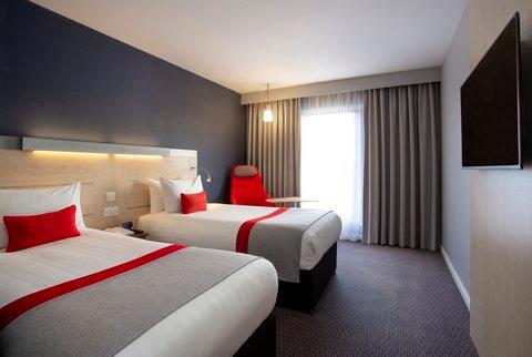 Holiday Inn Express Cheltenham Town Centre in เชลตันแฮม, GB1