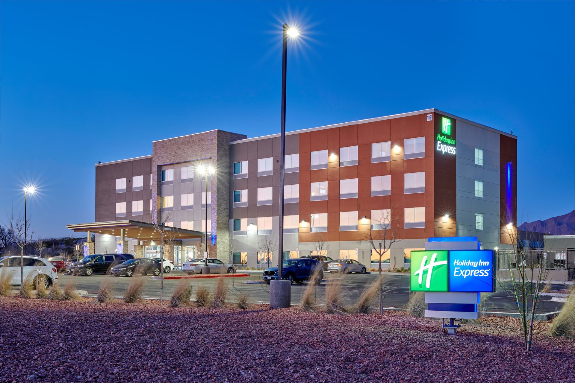 Holiday Inn Express El Paso - Sunland Park Area в Эль-Пасо, TX
