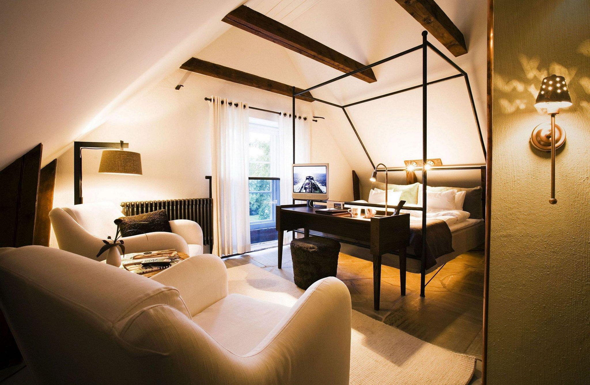 Ulfsunda Castle image